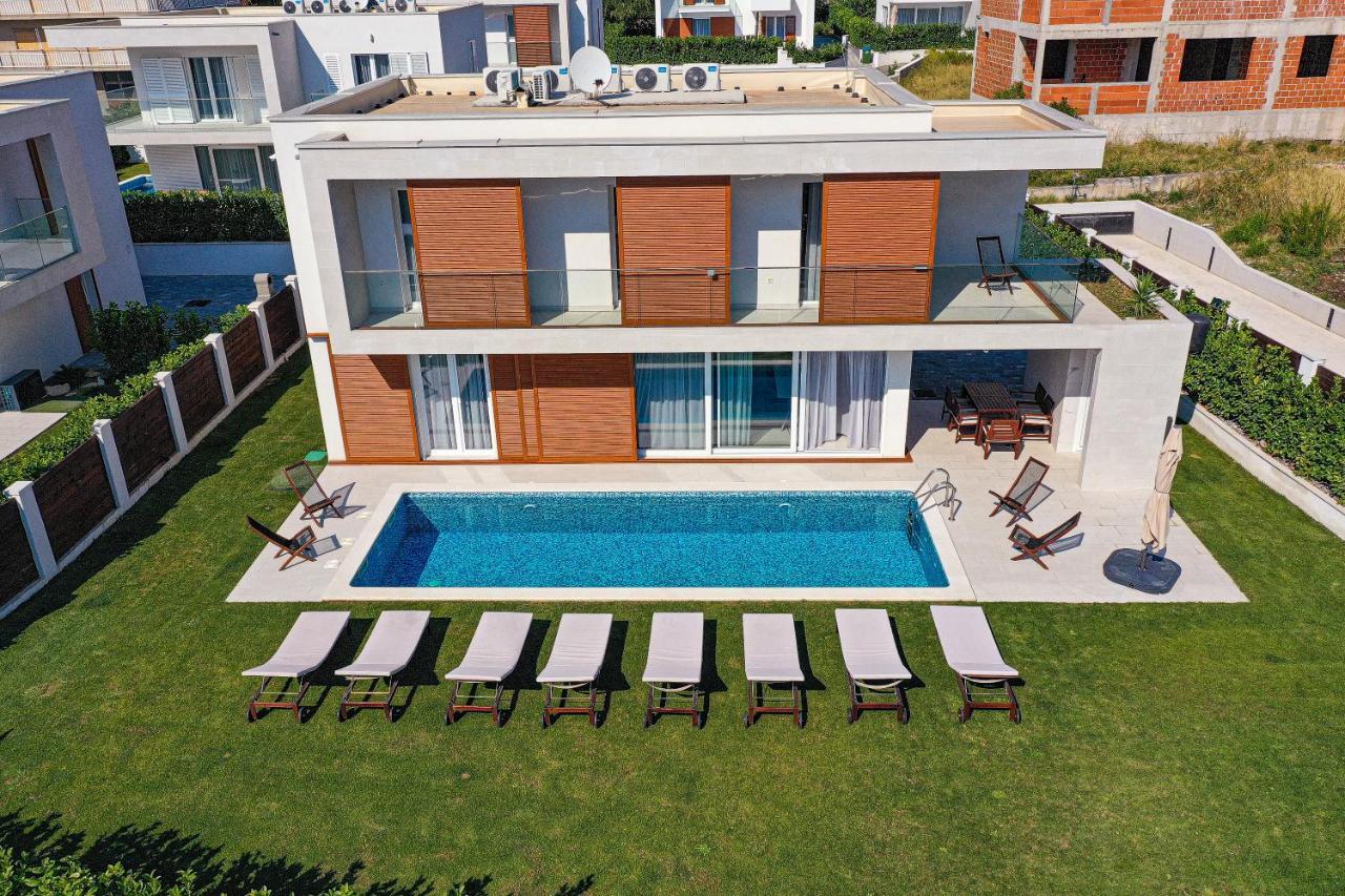 Vila Luxury Sheley With Private Heated Pool-split *
